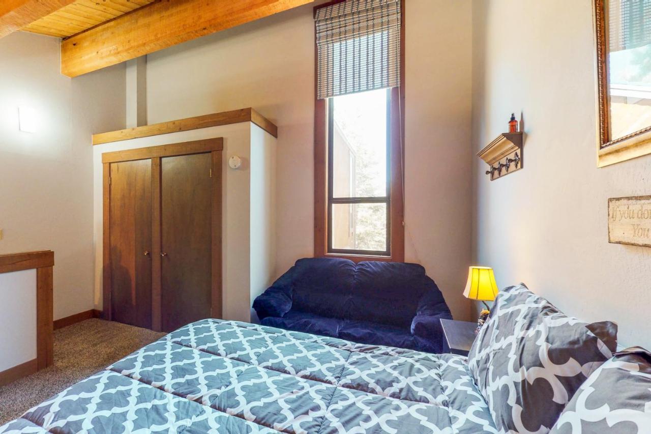 Starry Aspen Grove Hotel Truckee Esterno foto