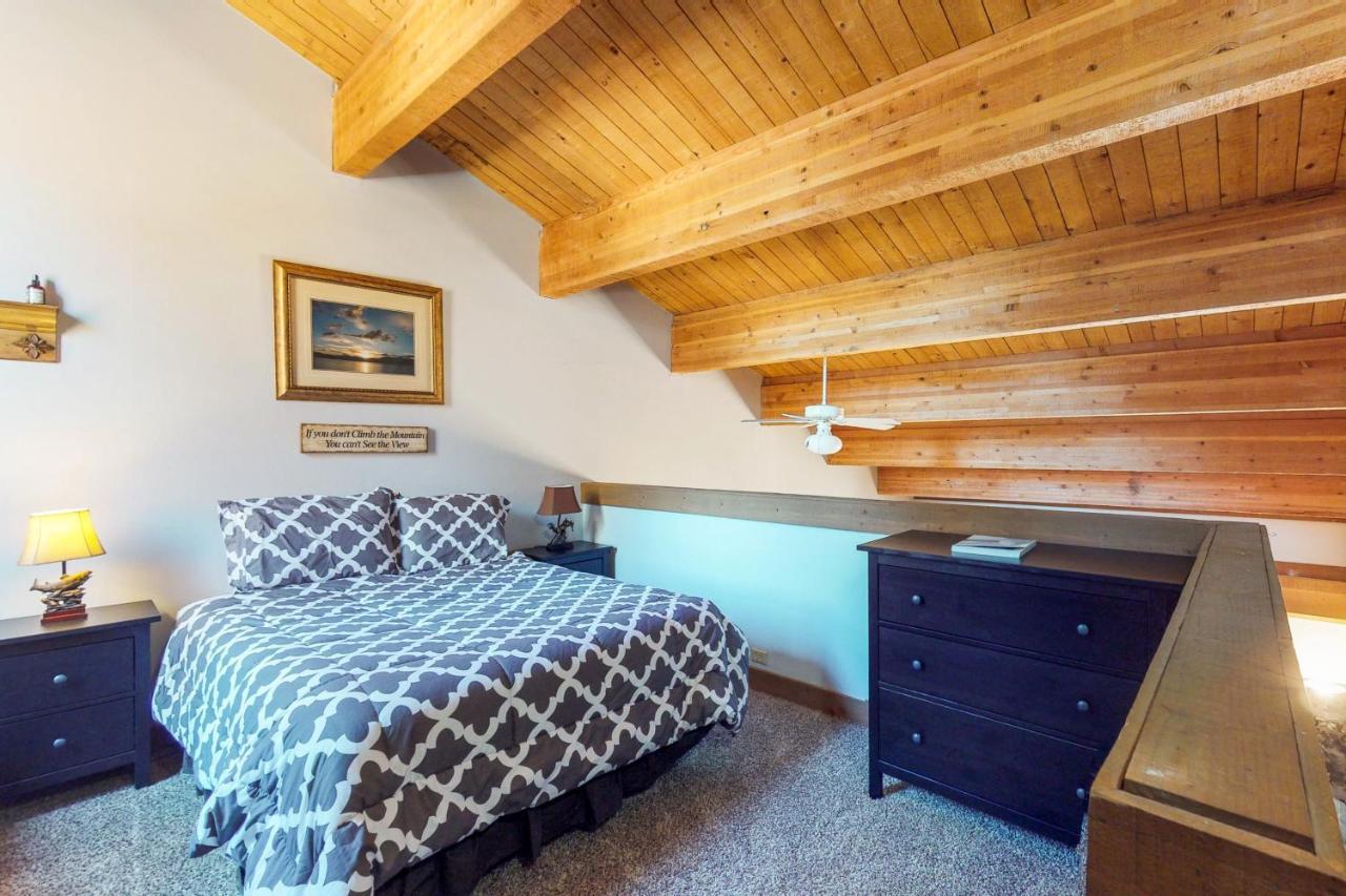 Starry Aspen Grove Hotel Truckee Esterno foto
