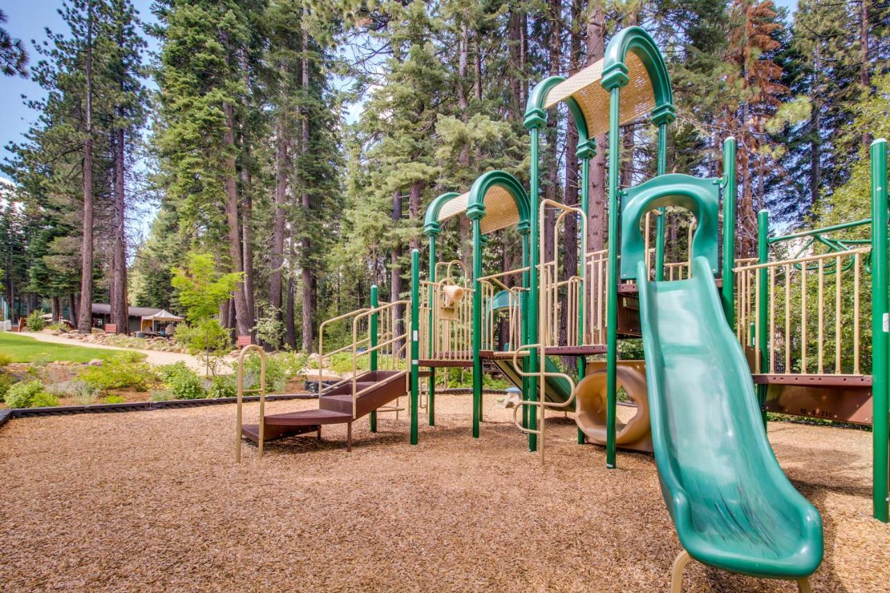 Starry Aspen Grove Hotel Truckee Esterno foto