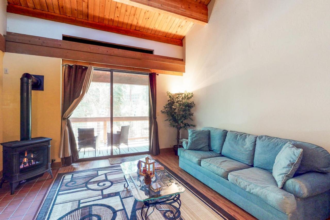 Starry Aspen Grove Hotel Truckee Esterno foto